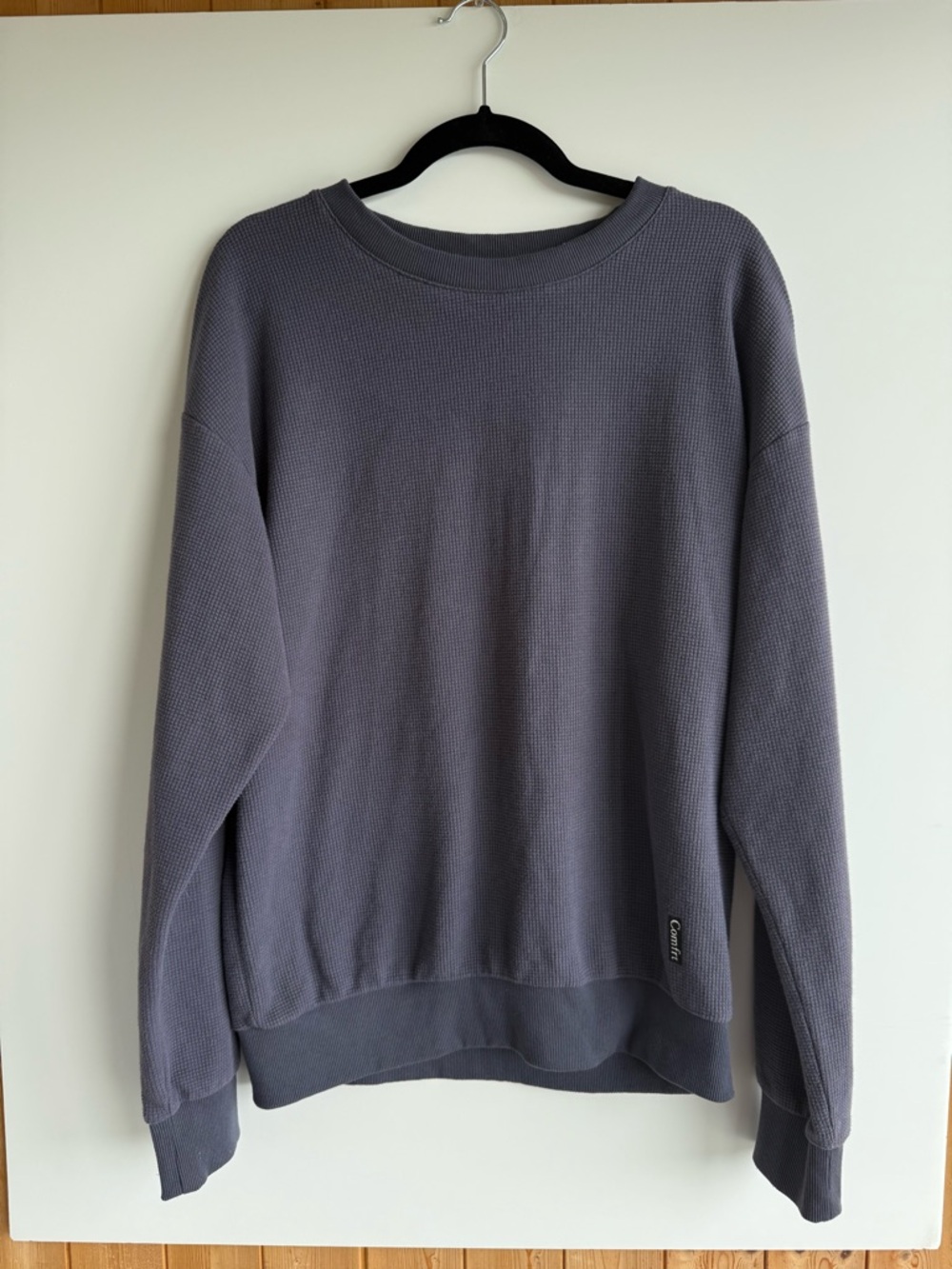 Comfrt Blue Crew Top Size Medium